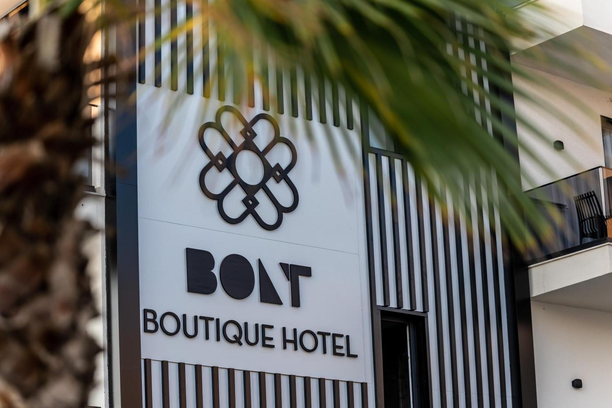 Bolt Boutique Hotel Lezhë Exterior foto